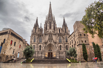 Екскурзии и почивки до Катедралата на Барселона
